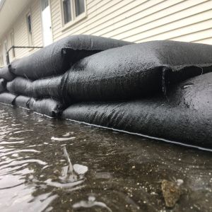 QUICK DAM FLOOD BAGS 12" X 48" BOX OF 25